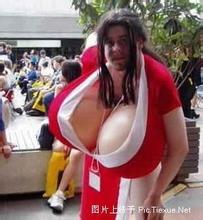 凯发首页地址app下载 「あのときのドラえもん」と笑顔がかわいいドラえもんのポーチ写真を見せた