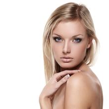 欧冠决赛怎么买球 バイ・メンメンは小さな前足で誰かの手を頭から尻尾まで軽くたたいた